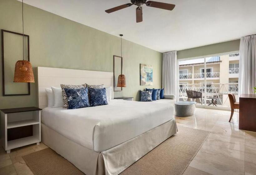 Клубный полулюкс с видом, Apartments Punta Cana by Be Live