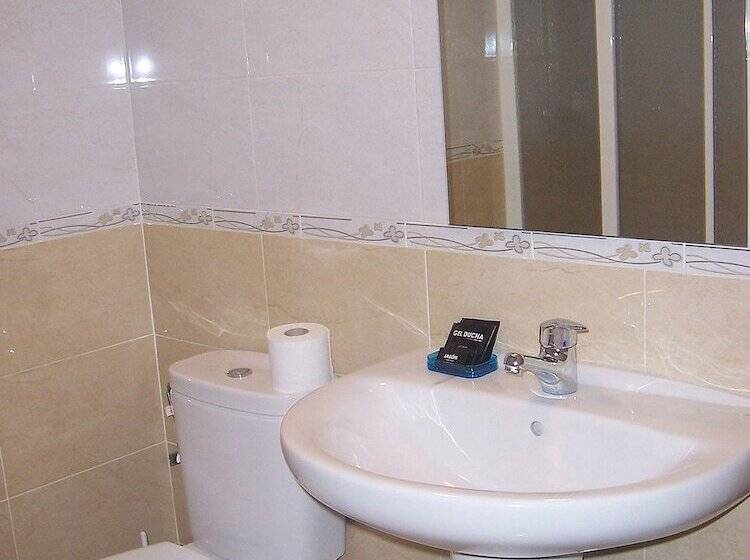 اتاق استاندارد سه نفره, Hostal San Marcos Ii