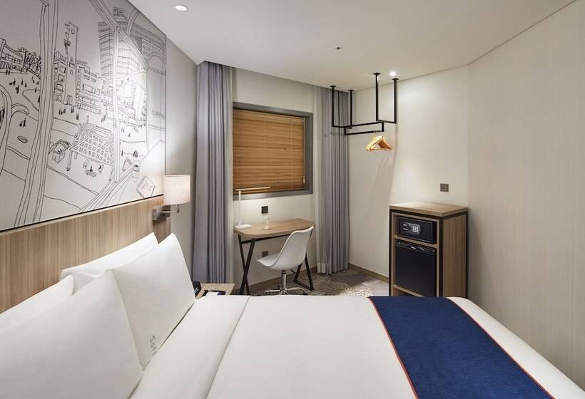 ダブルベッドスタンダードルーム, Holiday Inn Express Seoul Hongdae, An Ihg