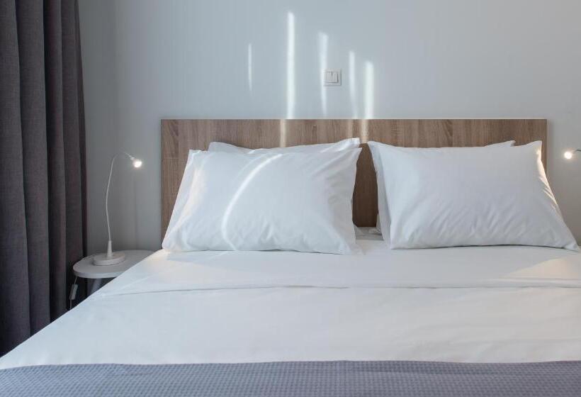 1 Bedroom Apartment, Spot Apart