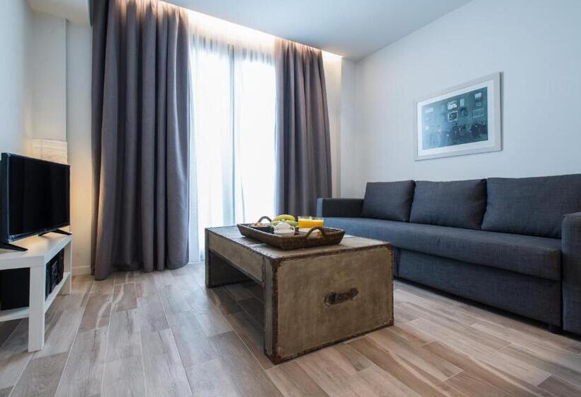 1 Bedroom Apartment, Spot Apart