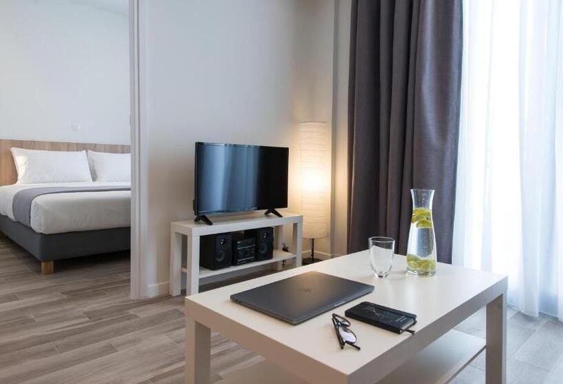 1 Bedroom Apartment, Spot Apart