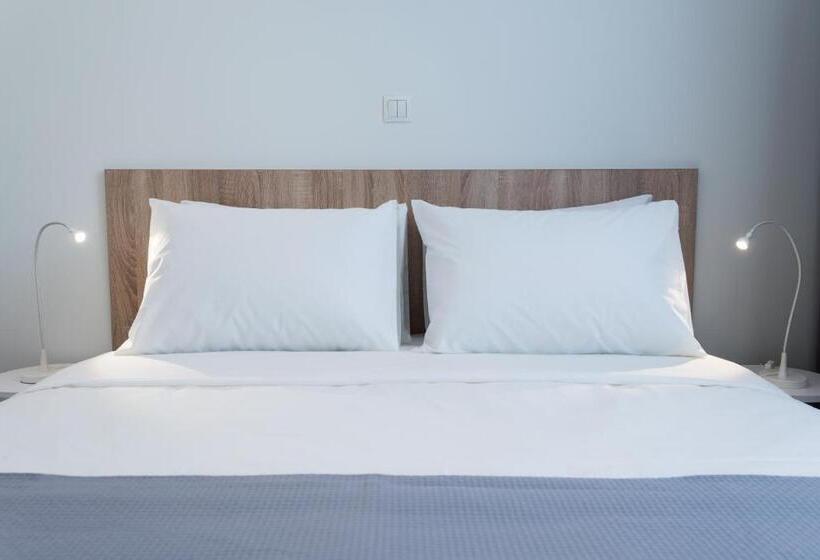 1 Bedroom Apartment, Spot Apart