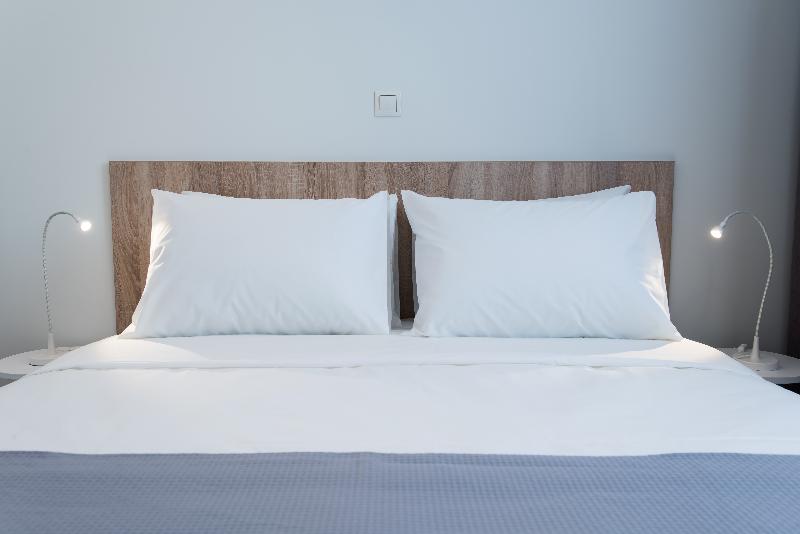 2 Bedroom Apartment, Spot Apart