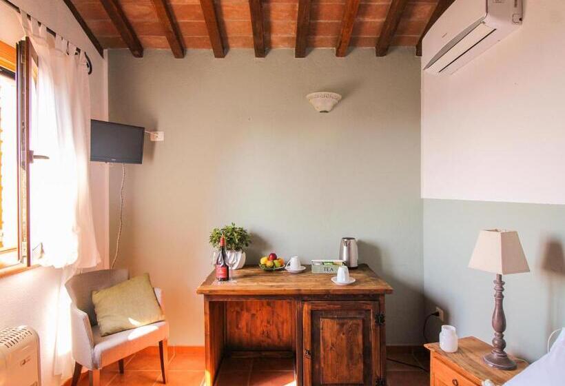 Номер Стандарт Вид на Сад, Agriturismo Boschi Di Montecalvi