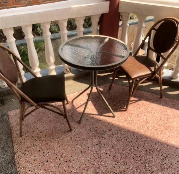 اتاق لوکس, Romalo Hotel & Apartments