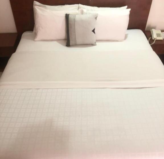اتاق لوکس, Romalo Hotel & Apartments