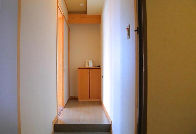 Quarto Estandar Banheiro Compartilhado, Matsukaze