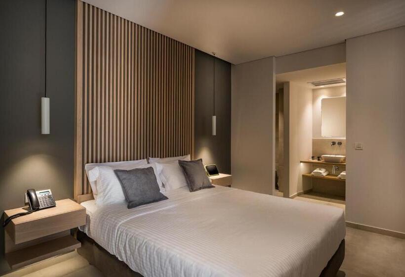스위트, Trianon Luxury Apartments & Suites