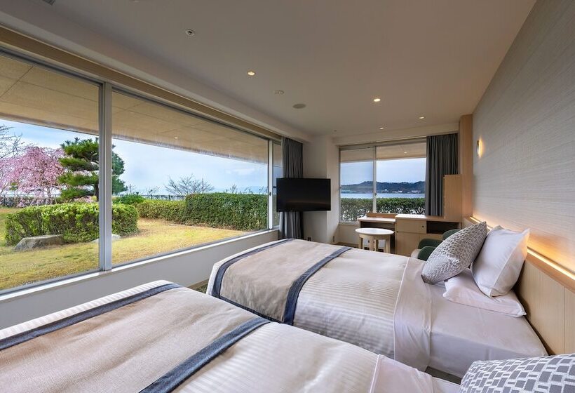 اتاق استاندارد سه تخته با چشم‌انداز, Kamenoi Hotel Hikone