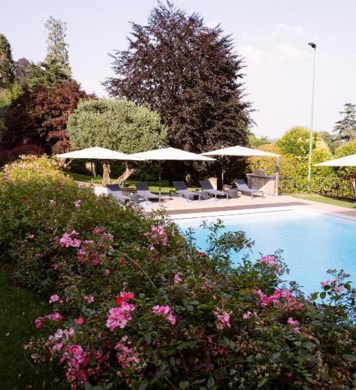 자쿠지 스위트, Villa Erre  Literary B&b