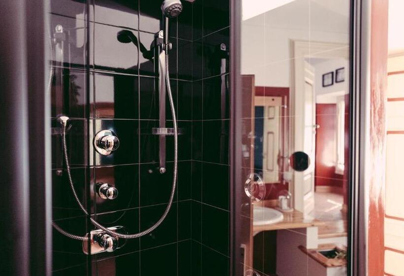 스위트, Villa Erre  Literary B&b