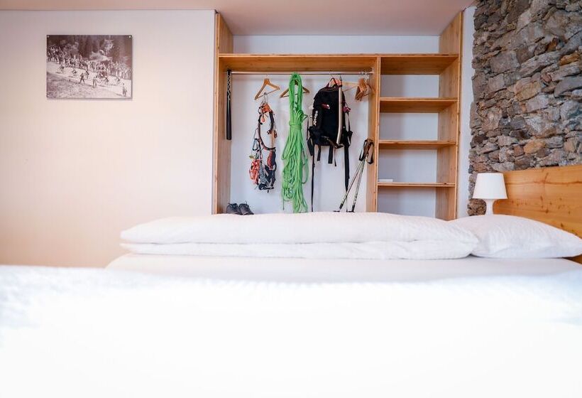 スーペリアールーム, Bed&bike Tremola San Gottardo