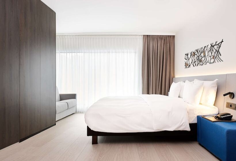 Номер Стандарт, Radisson Blu Hotel, Bruges
