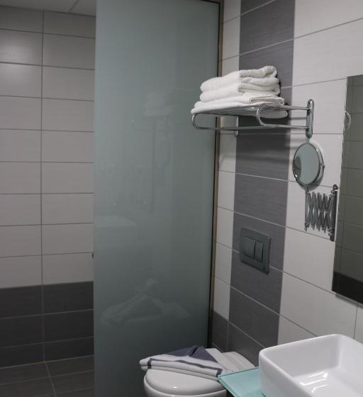 Семейный Номер, Royal Bay Suites