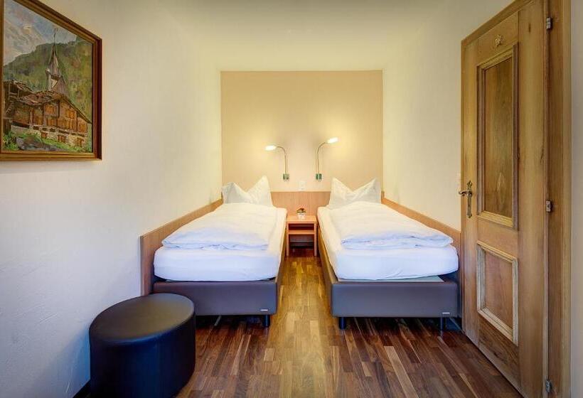 Четырехместный Номер Стандарт, Zermatt Budget Rooms