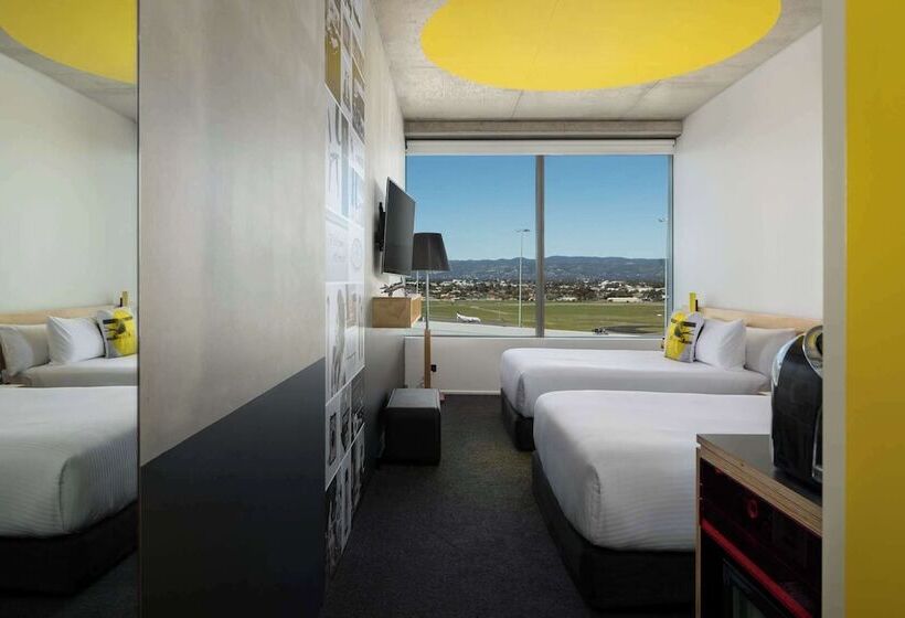 Quarto Estandar Vista Cidade, Atura Adelaide Airport