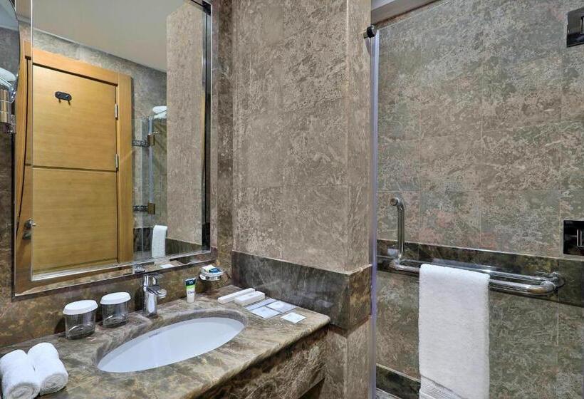 Номер Deluxe, Four Points By Sheraton Makkah Al Naseem