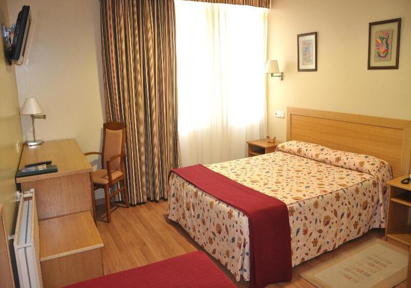Люкс 2 Спальни, Four Points By Sheraton Makkah Al Naseem
