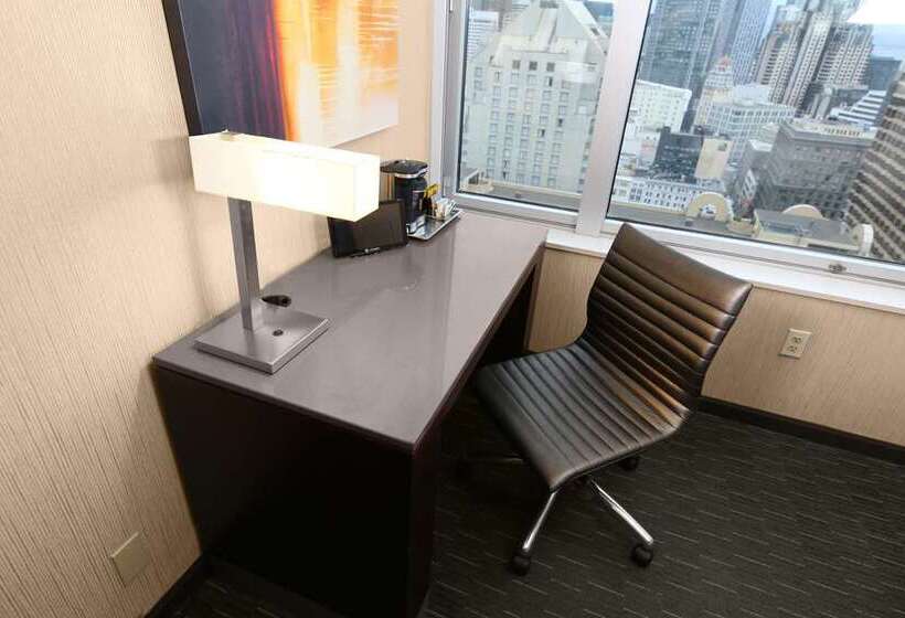 Quarto Estandar, Hilton Nashville Green Hills