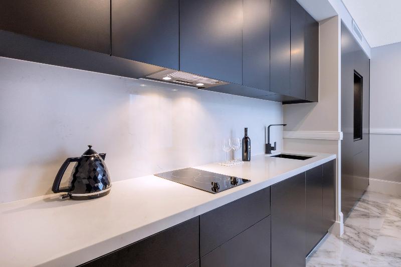 스위트 킹사이즈 침대, Holiday Inn & Suites   Parramatta Marsden Street, An Ihg
