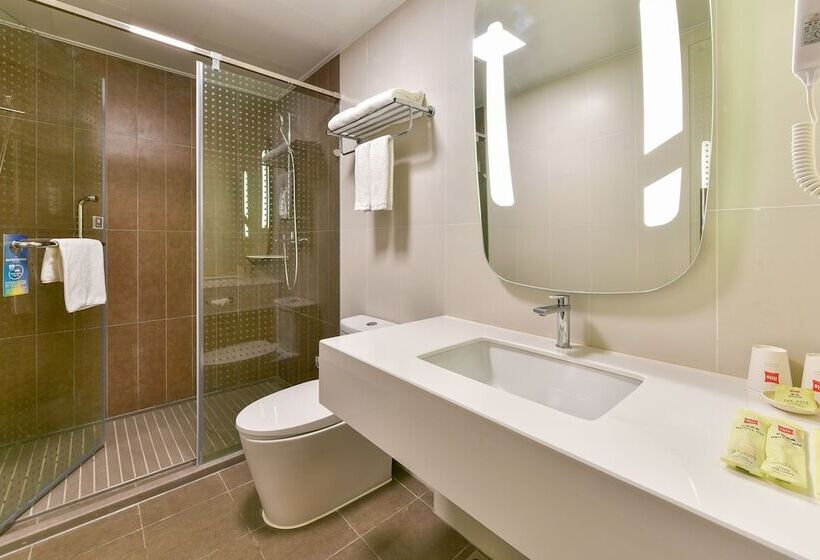 Номер Superior, Ibis Guilin Railway Station
