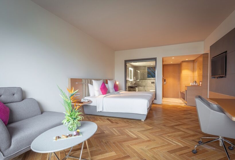 Номер Премиум, Novotel Vijayawada Varun