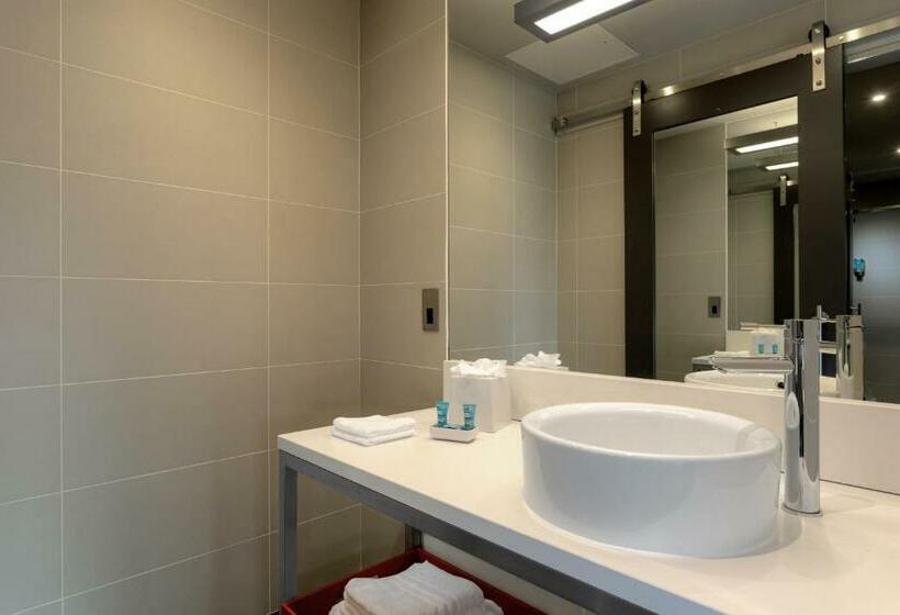 스탠다드 룸 킹사이즈 침대, Aloft Dublin City