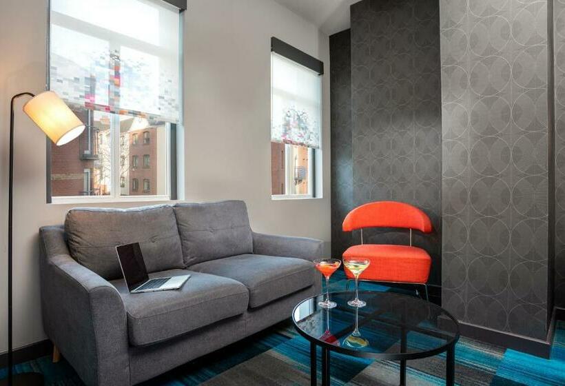 스탠다드 스튜디오 더블 침대, Aloft Dublin City