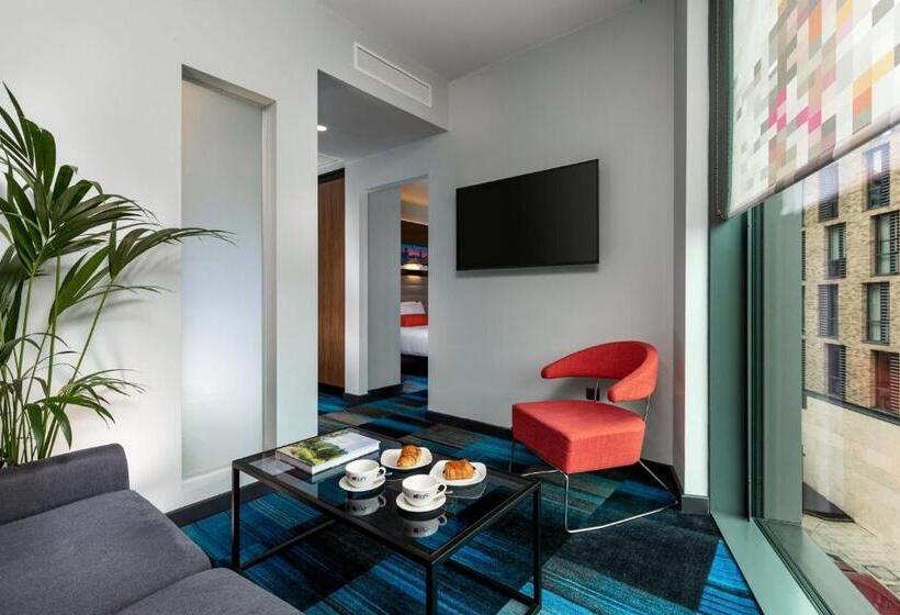 스위트, Aloft Dublin City