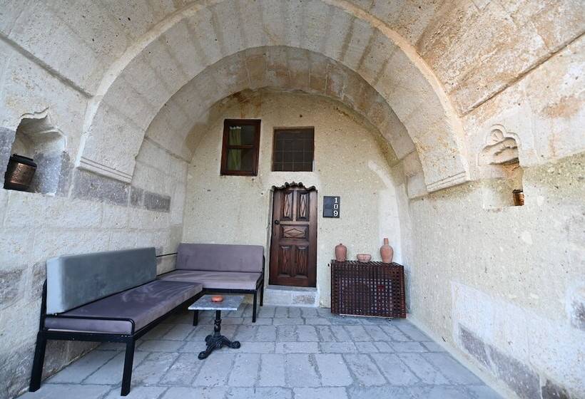 Люкс Повышенной Комфортности, Seraphim Cave Suites & Spa