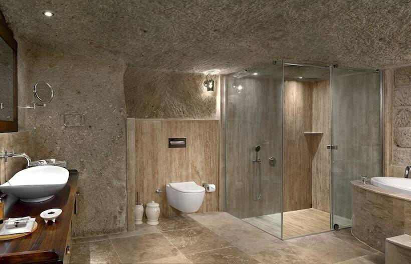 Люкс Повышенной Комфортности, Seraphim Cave Suites & Spa