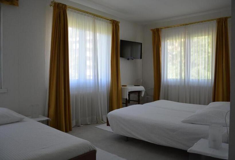 Номер Стандарт Трехместный, Villa Selva