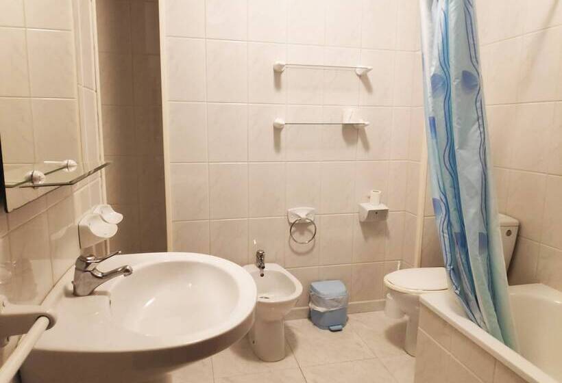 Apartamento 2 Dormitórios, Apartamentos Revo Salinas 3000