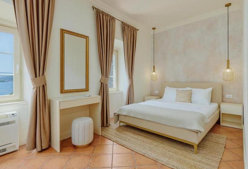 اتاق خانوادگی با چشم‌انداز دریا, Vila Perast Boutique