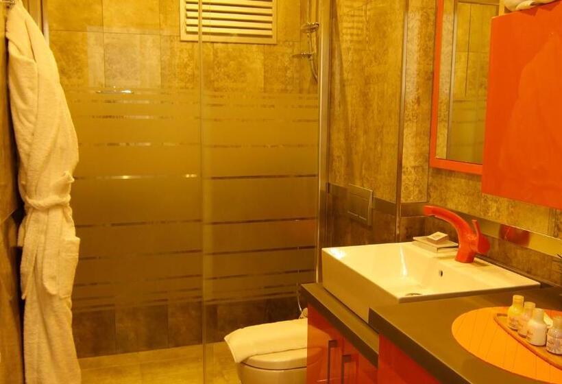 Люкс 2 Спальни, Zin D Home Otel Cekmeköy