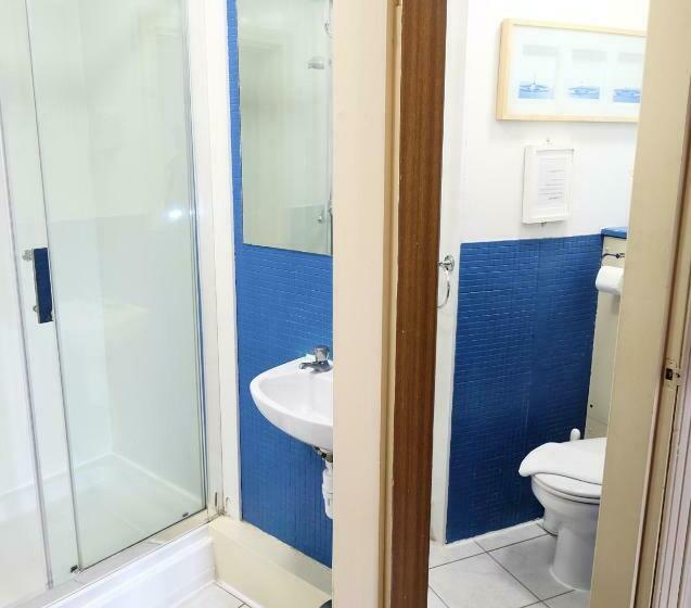 Семейный Номер, Balmore Guest House