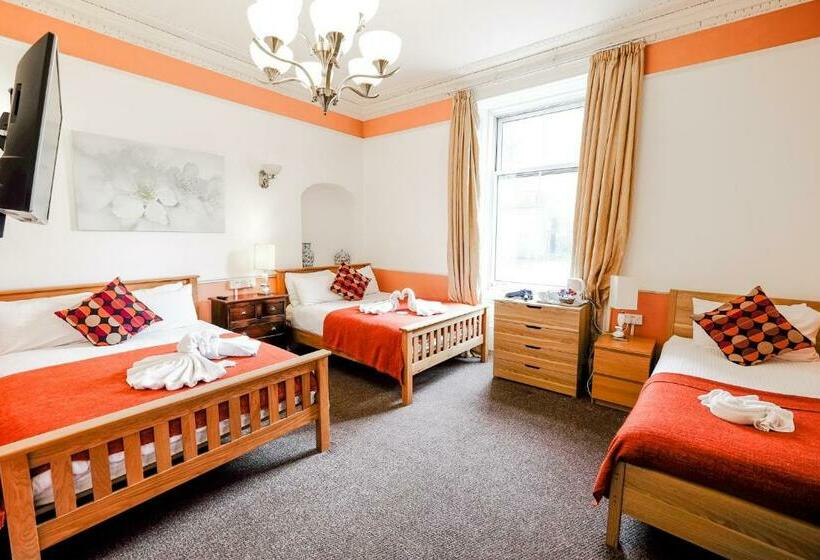 Семейный Номер, Balmore Guest House