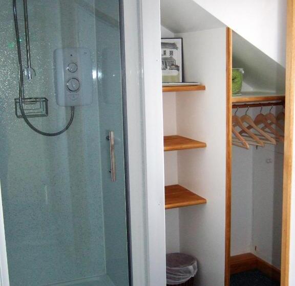 标准单人间, Links Side Guest House