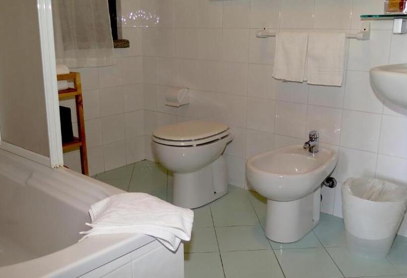 デラックススタジオ, Residenza Turistico Alberghiera Corallo