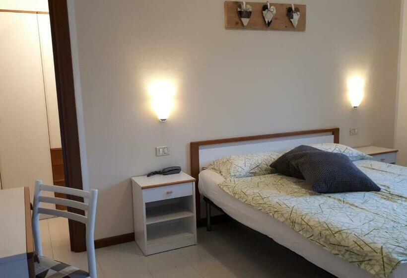 バルコニー付き１ベッドルームアパートメント, Appartamenti Katia