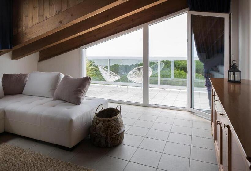 Quarto Deluxe Vista Mar, Harvey Suites Hotel & Residence