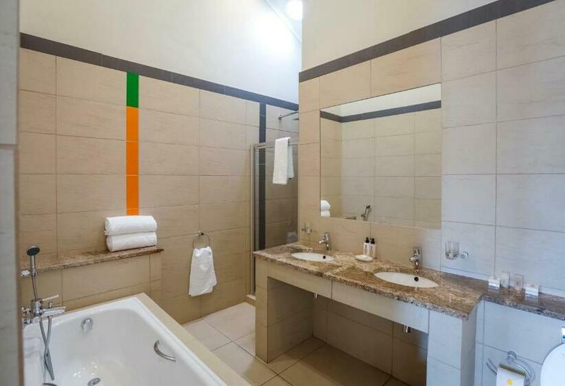 Люкс, Orange Inn Knysna