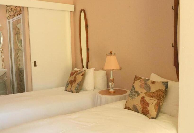Номер Стандарт, The Boston Guest House