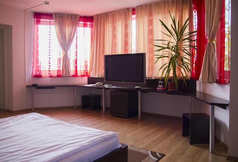 اتاق استاندارد با وان آب گرم, Villa Grande