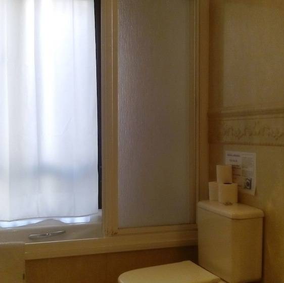 اتاق استاندارد, Hostal Granada
