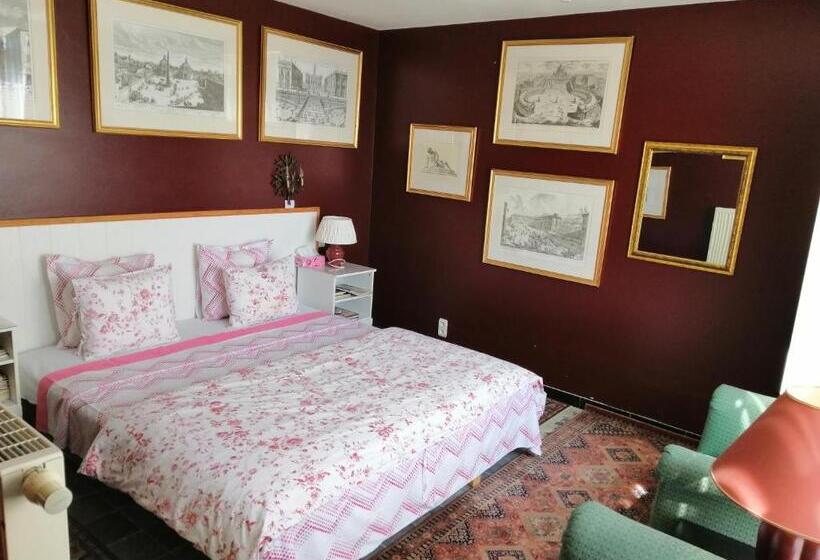 Номер Стандарт, Johan's Lodge