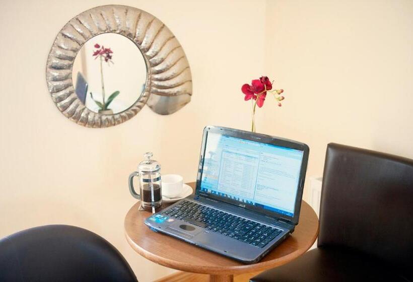 Семейный Номер, Kinvara Guesthouse