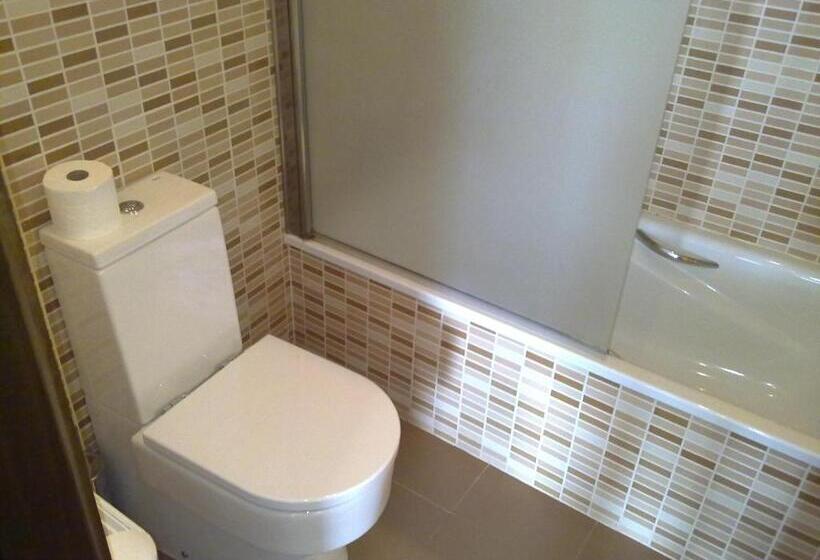 اتاق استاندارد, Boabdil Guesthouse