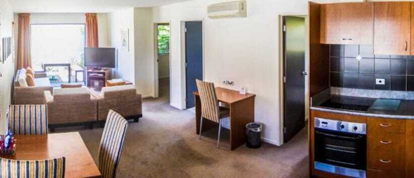 Апартаменты 2 Спальни, Harvest Lodge Motel